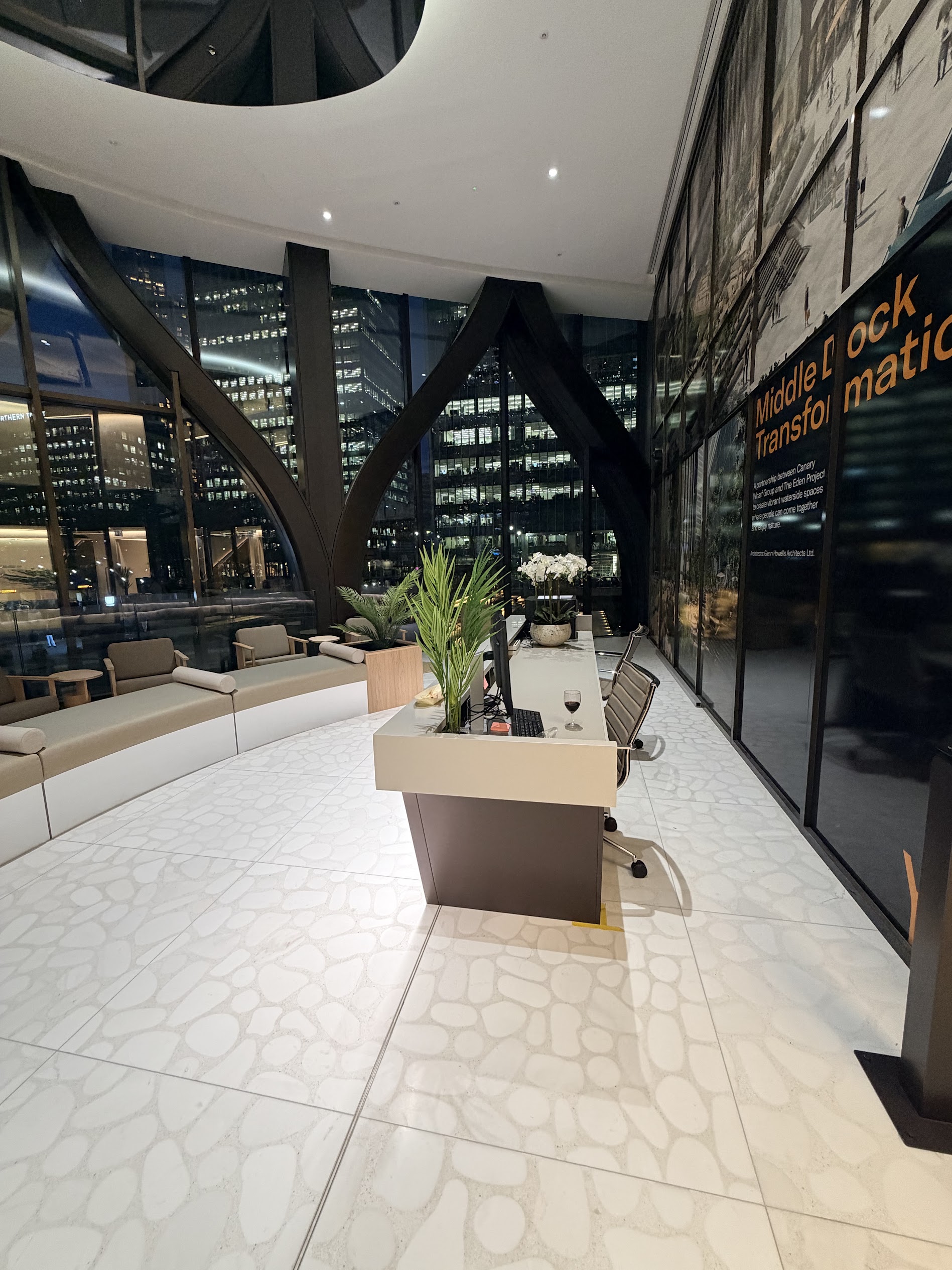Reception at UKSONO Healthcare Canary Wharf